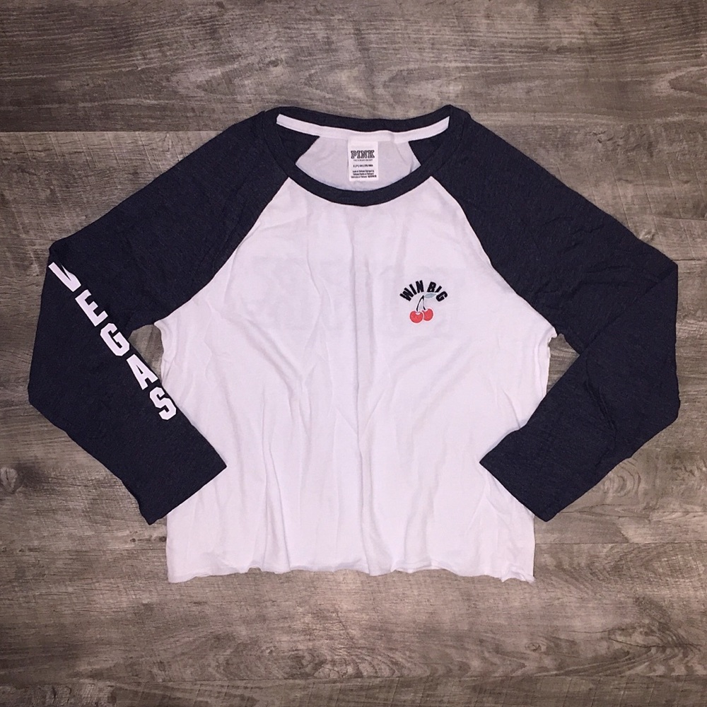 PRICE DROP🆕VS PINK Cropped Baseball Tee🍒
